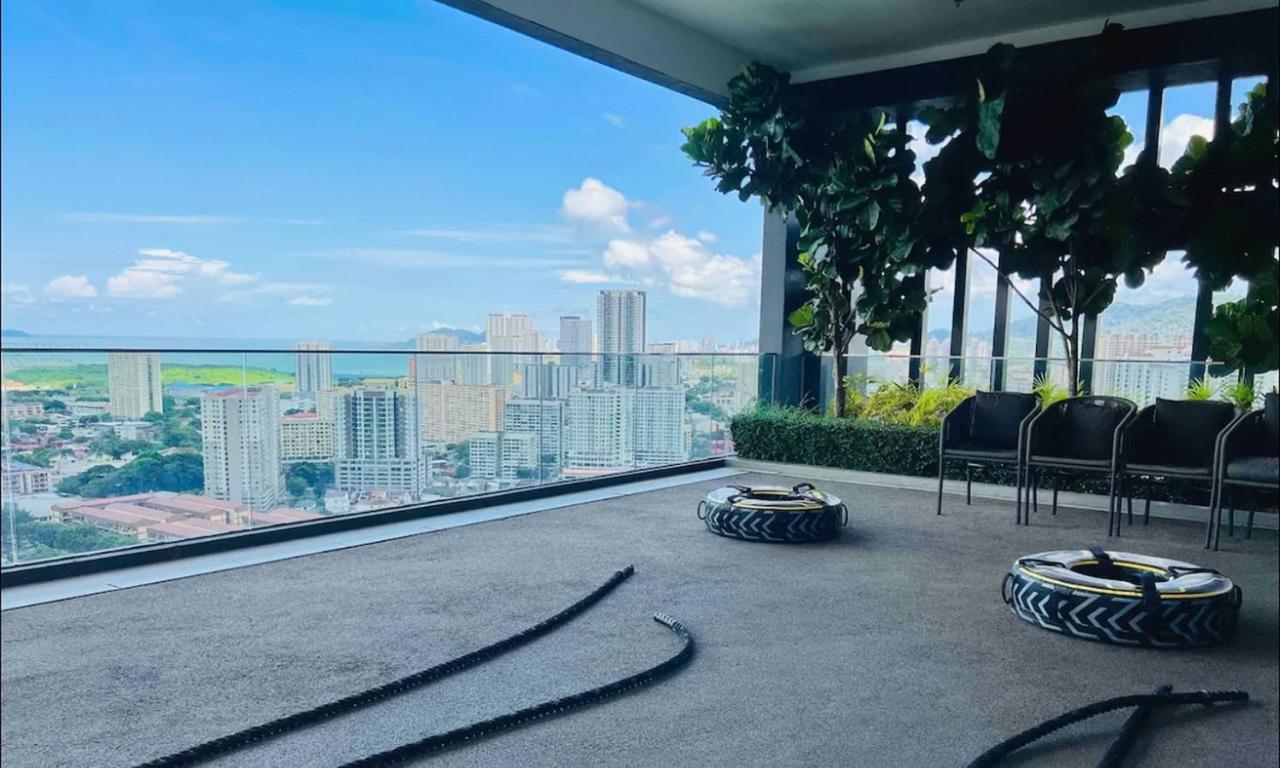 Skypool With Seaview 8Pax Beacon Executive Suites - Georgetown City Centre - 3Km To Komtar Exterior foto